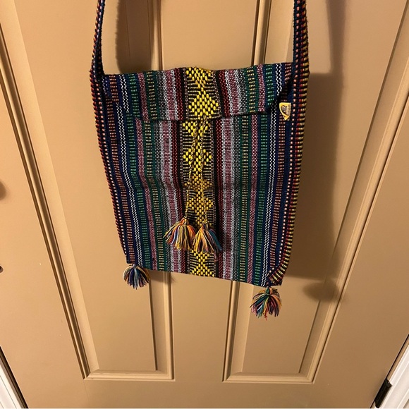 Multicolor Woven Shoulder Bag - Picture 2 of 4